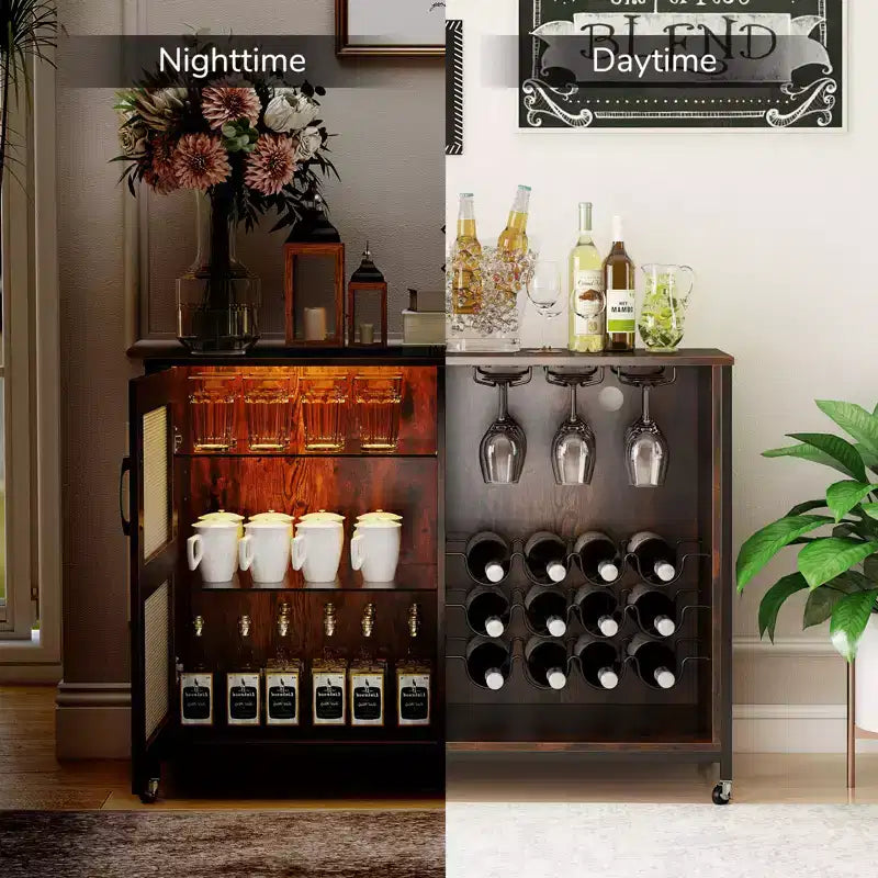 Mobile bar marrone rustico con luci LED RGB e ruote, contiene 15 bicchieri e 12 bottiglie